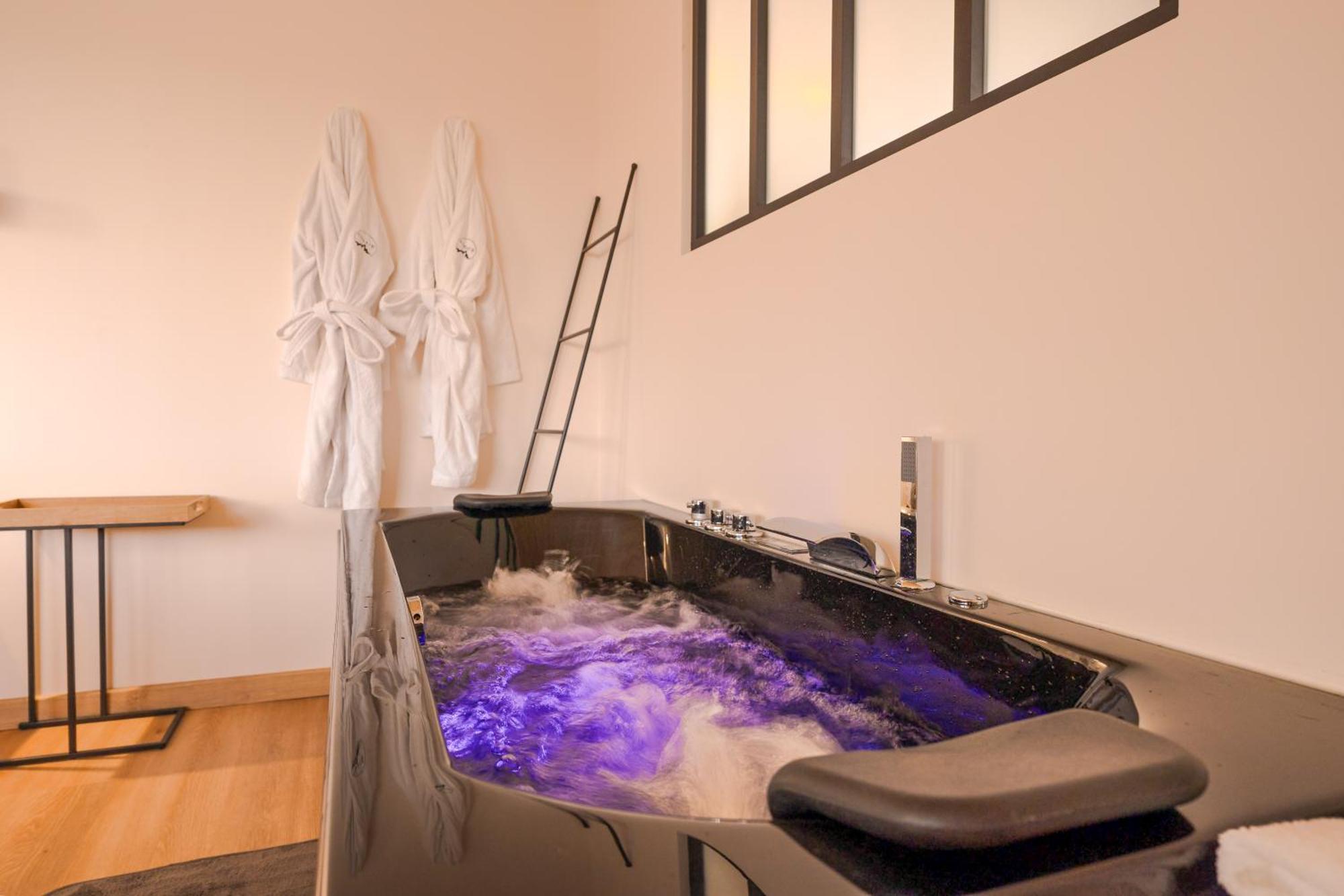 Suite Chalet K - Hyper Centre- Gare Saint-Chamond Luaran gambar